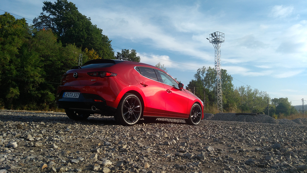 Op roadtrip door Sofia en omgeving met de nieuwe Skyactiv-X motor van Mazda