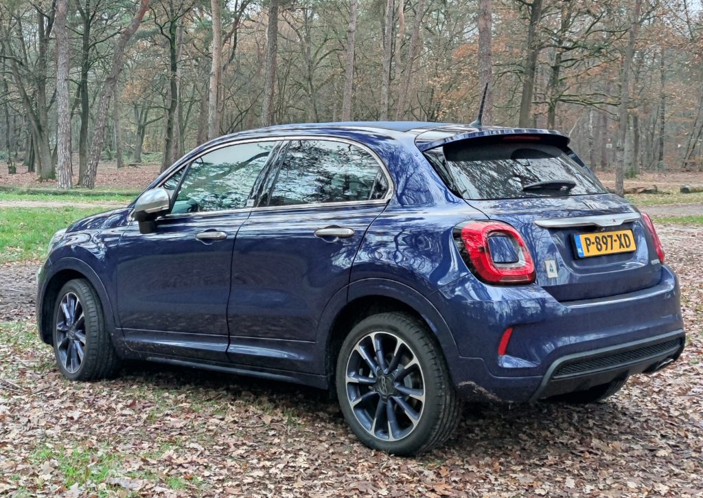 Een compacte SUV voor in de open lucht, aan zee: de Fiat 500X is een ‘jacht op vier wielen’