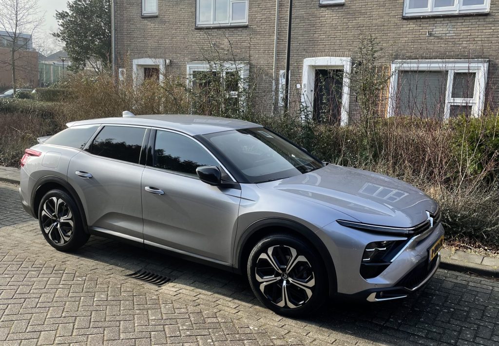 Review Citroën C5 X: een limousine met allure en een absolute X-factor