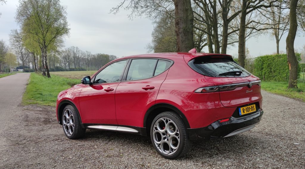 De Alfa Romeo Tonale Hybrid is sportief, elegant en een opwindende toevoeging aan de reeks
