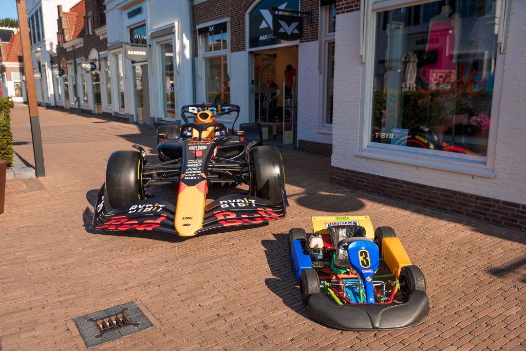 Must go tip: bewonder de Red Bull Racing-bolide van Max Verstappen in Batavia Stad!