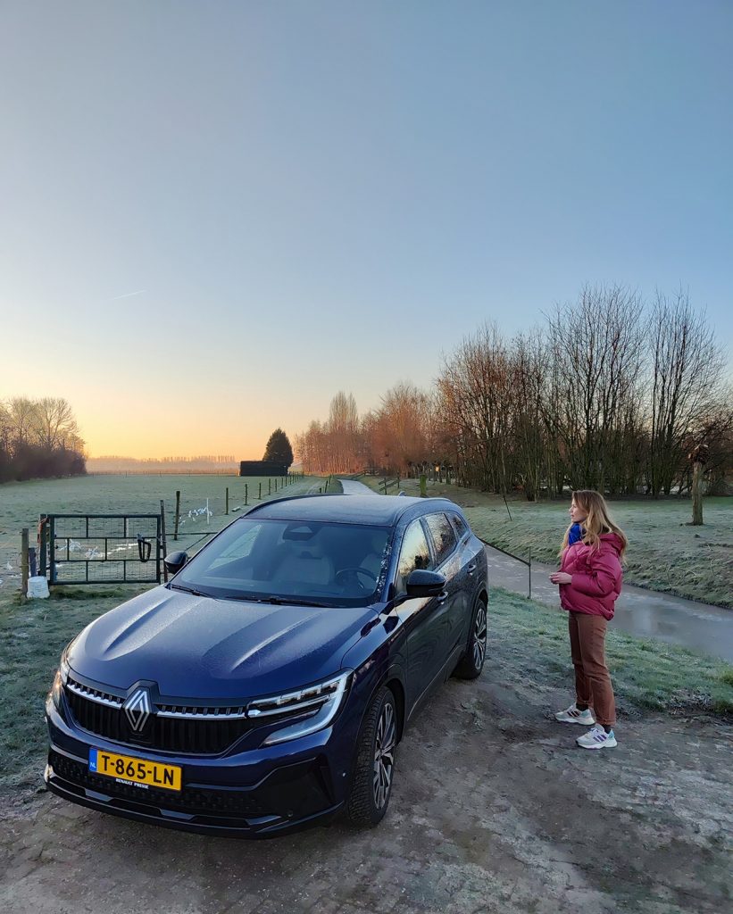 Review: de Renault Espace Iconic E-Tech Full Hybrid 200, een groene gezinswagen die esthetisch ook scoort