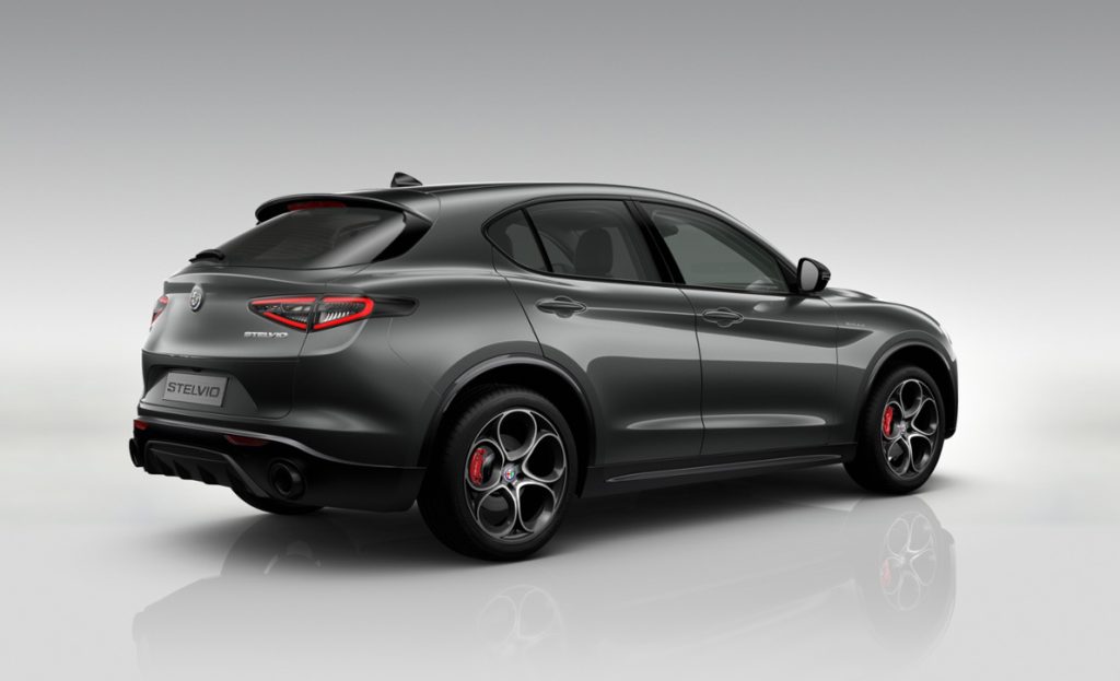 Review Alfa Rome Stelvio Veloce: pure kracht in een Italiaans maatpak