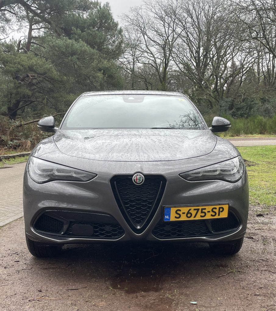 Review Alfa Rome Stelvio Veloce: pure kracht in een Italiaans maatpak