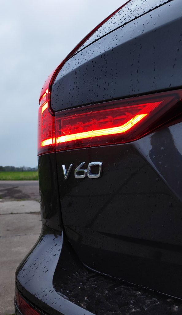 V60