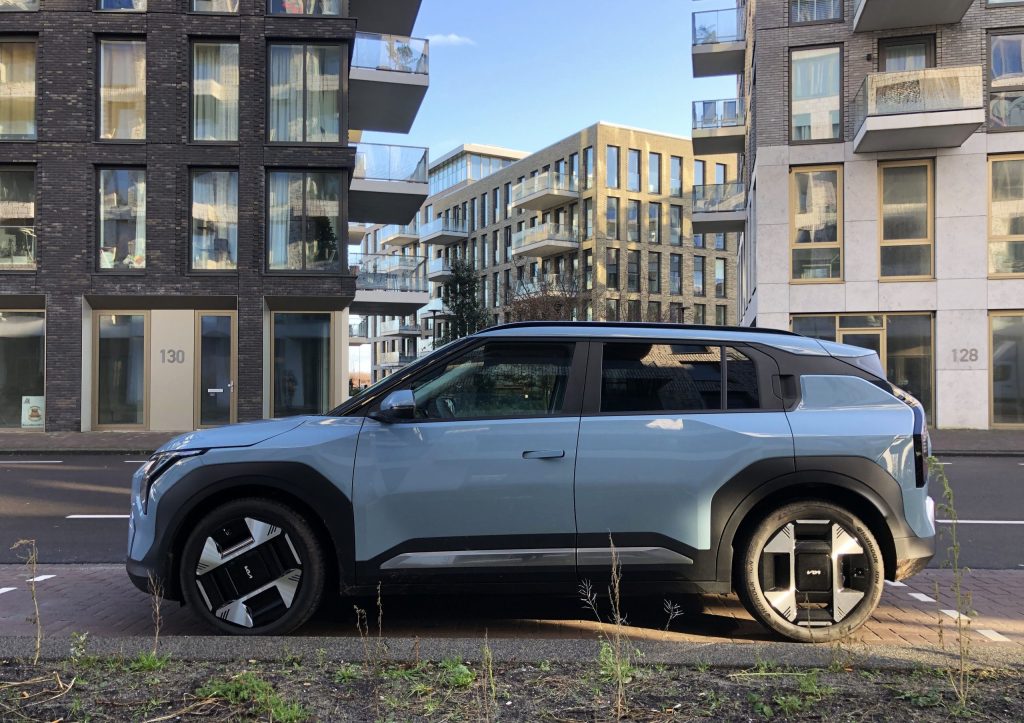 Review Kia EV3: next level crossover die op alle vlakken overtuigt