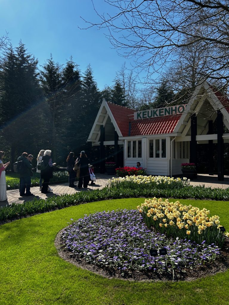 Waan je even Jezus in de jarige Keukenhof!