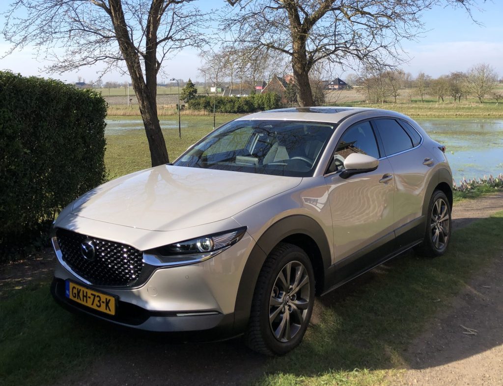 Review Mazda CX-30, een cross-over van design en rijplezier