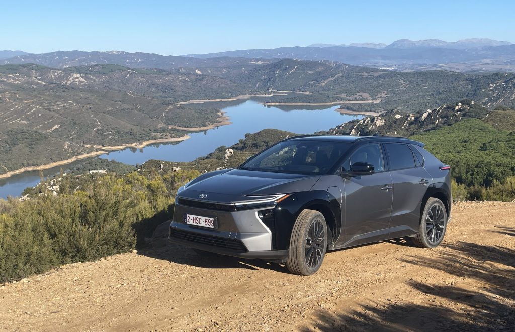 Review Toyota bZ4X: een relaxte no-nonsense EV