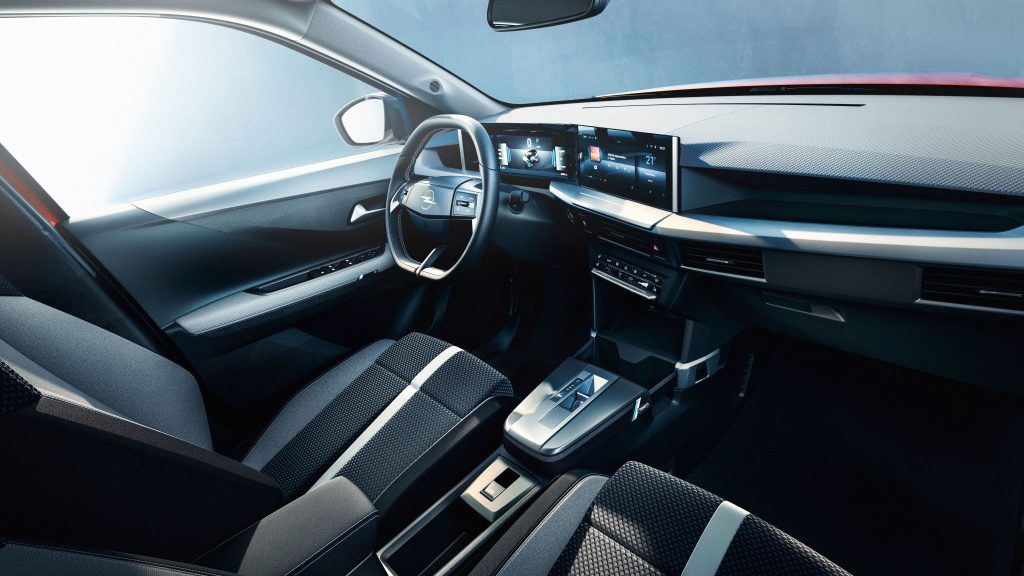 Review Opel Frontera Electric: geen showauto, wel veel ruimte en comfort