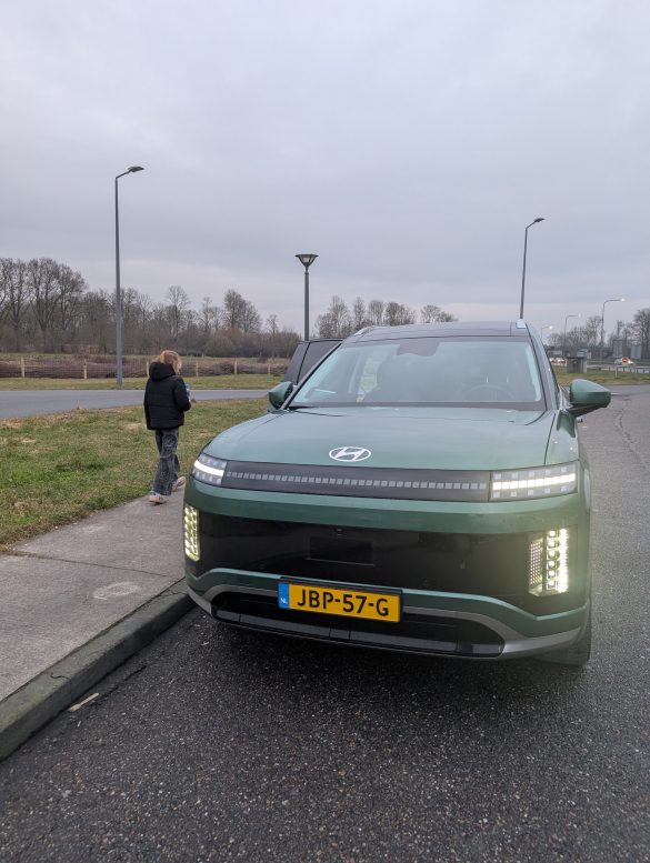 De Hyundai IONIQ 9: een elektrische SUV die voelt als een rijdende lounge