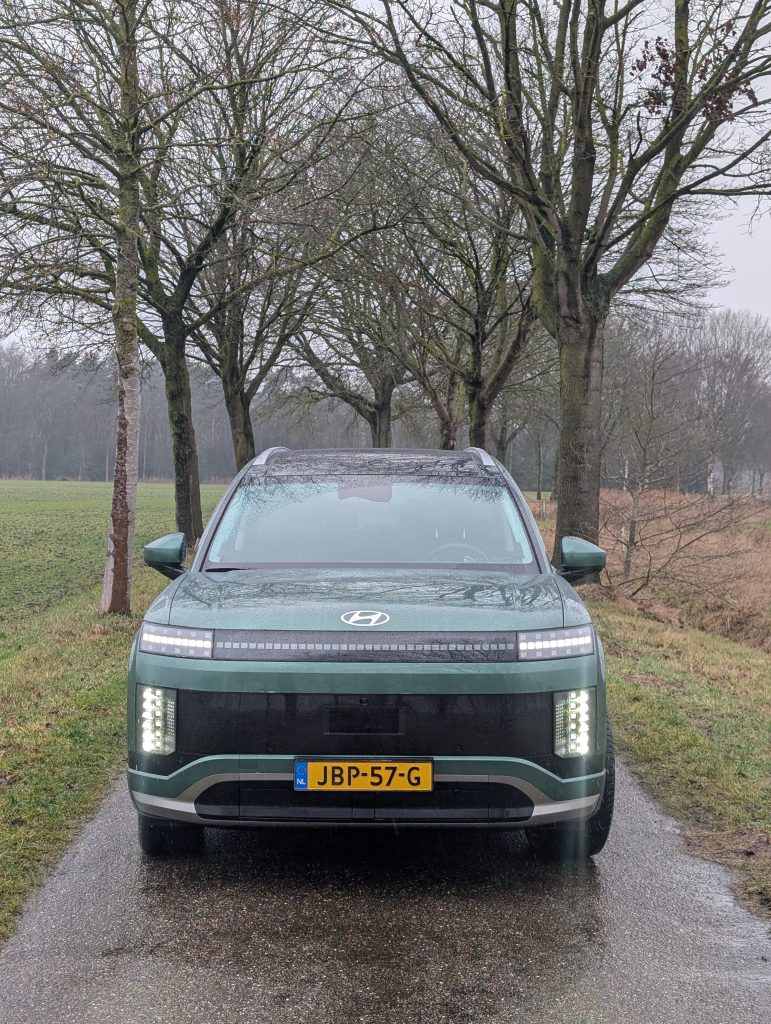 De Hyundai IONIQ 9: een elektrische SUV die voelt als een rijdende lounge