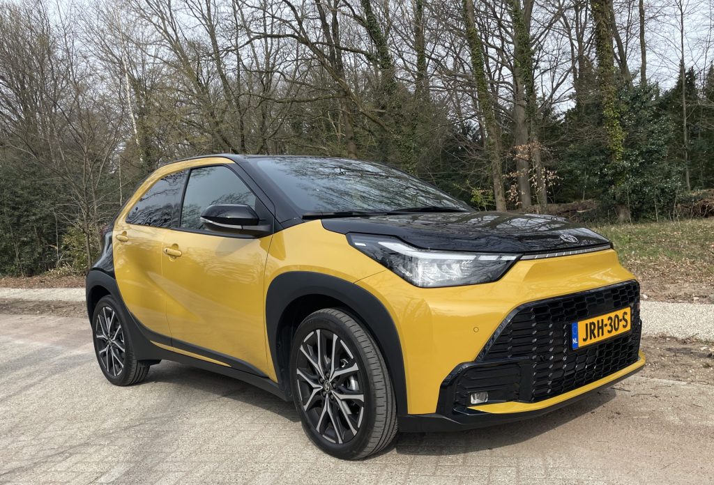 Small Car Talk: Toyota Aygo X Hybrid 115 GR Sport, kleine rebel met een grote glimlach