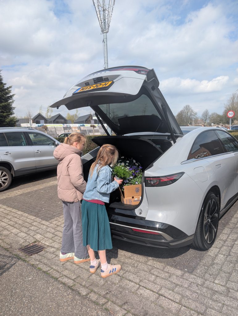 De Mazda6e kiest niet voor spektakel, maar voor stijl