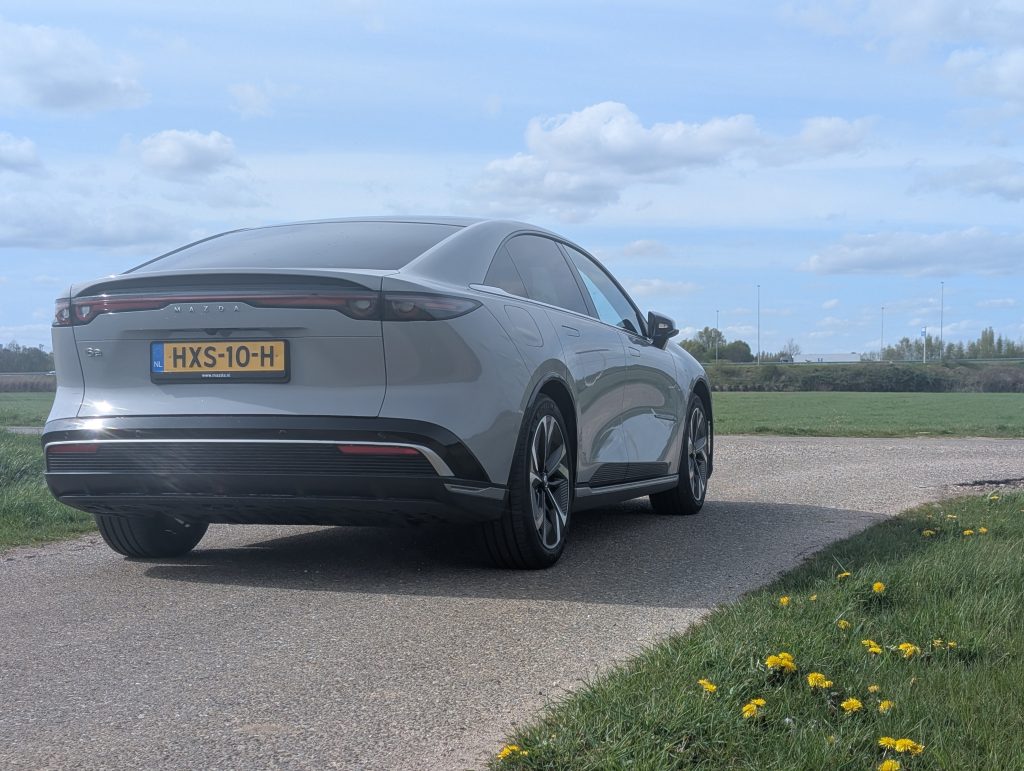 De Mazda6e kiest niet voor spektakel, maar voor stijl