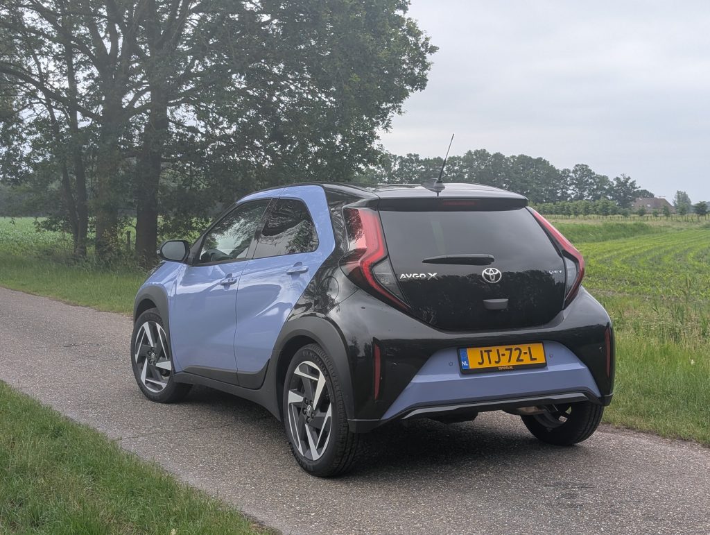 Toyota Aygo X Hybrid 115 Envy: de stadsauto die volwassener is geworden