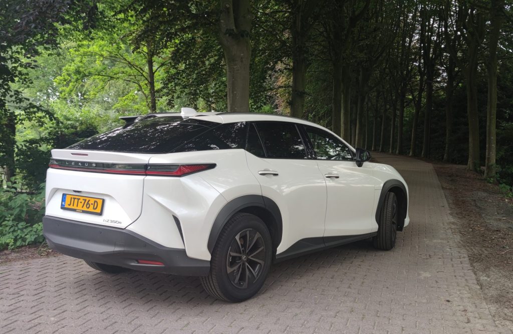 Lexus RZ 350e Luxury Line, elektrisch rijden zonder poeha