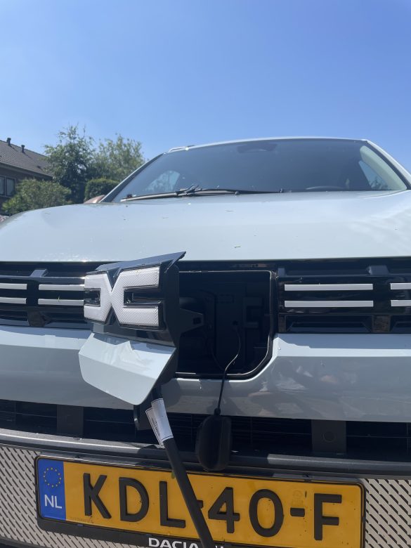 Small Car Talk: Dacia Spring 100 Extreme, elektrisch rijden zonder poespas