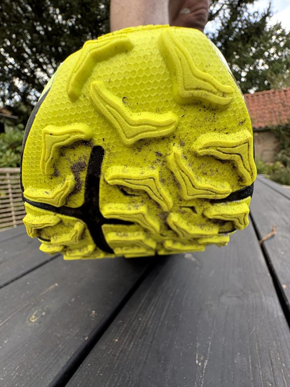 Review HOKA Stinson 8: de perfecte balans tussen weg en trail Review HOKA Stinson 8: de perfecte balans tussen weg en trail